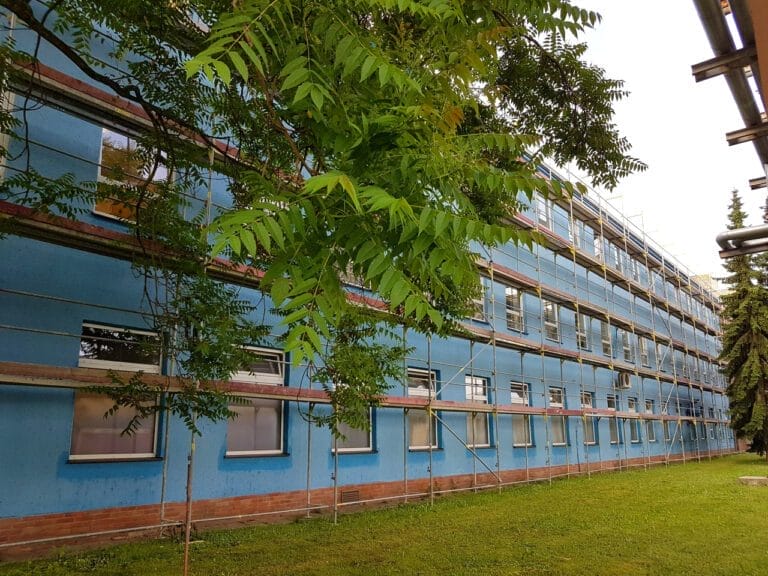 Chropyňské strojírny – fasádní rámové lešení ALFIX 0,73